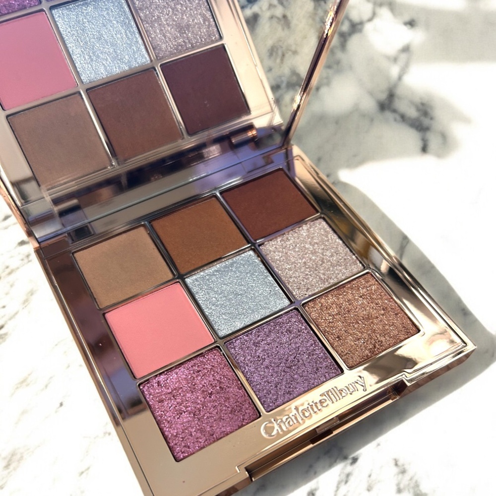 NEW Charlotte Tilbury The Beautyverse Palette